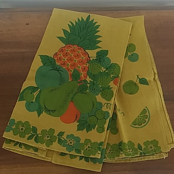 Other - Retro Pineapple Tea Towels